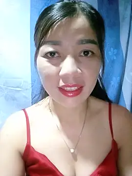 Snapshot of Yiyi102300 chatting on July 11, 2026, 4:48 am Yiyi102300 online show from July 11, 2026, 4:48 am