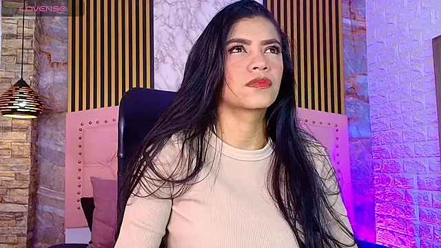 Snapshot of AishaCambell_ chatting on May 20, 2026, 11:05 am AishaCambell online show from May 20, 2026, 11:05 am