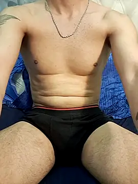 Snapshot of lucasardyn chatting on March 16, 2026, 6:45 pm lucasardyn online show from March 16, 2026, 6:45 pm