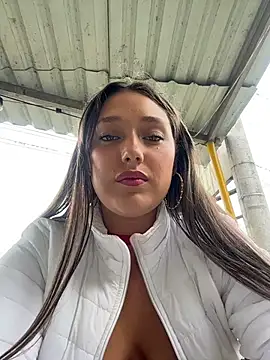 Naughty-Samanta- online show from July 1, 2026, 12:40 pm