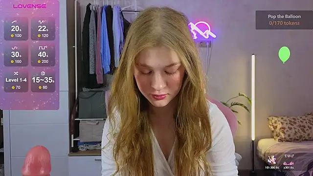 GoldenSunBunny online show from April 2, 2026, 4:54 am