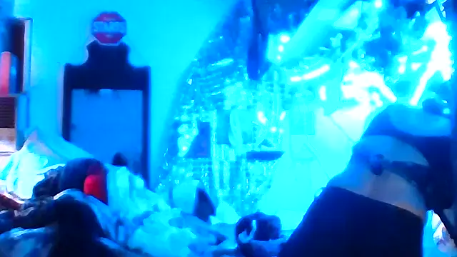 Ambionce online show from April 13, 2026, 2:28 am