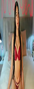Snapshot of im_Valskin chatting on May 9, 2026, 11:37 am im Valskin online show from May 9, 2026, 11:37 am