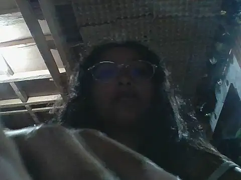 Snapshot of spicyren chatting on June 21, 2026, 3:36 pm spicyren online show from June 21, 2026, 3:36 pm