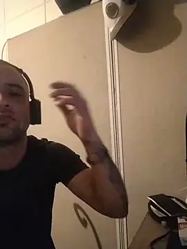 Snapshot of Relk130p chatting on March 15, 2026, 8:53 am Relk130p online show from March 15, 2026, 8:53 am