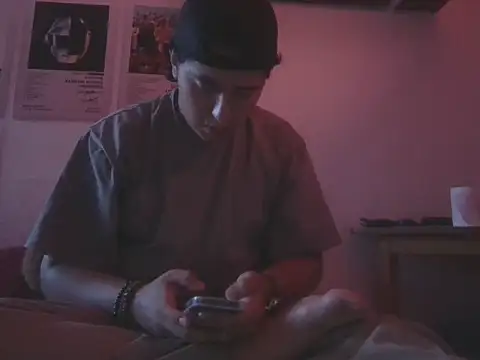 amartinezszz online show from May 19, 2026, 12:49 am