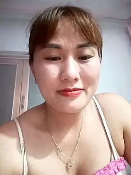 Snapshot of Lucxy-ki6 chatting on May 15, 2026, 1:18 pm Lucxy-ki6 online show from May 15, 2026, 1:18 pm