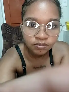 Hotsexyberry222 online show from April 22, 2026, 6:09 pm