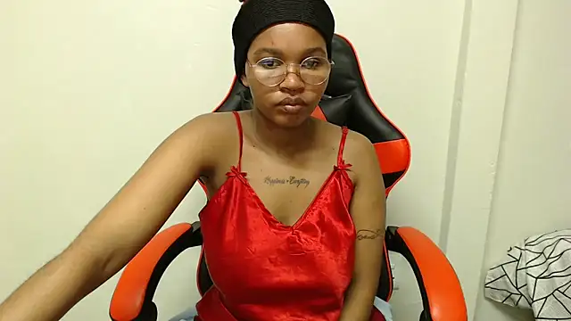 Snapshot of Hotsexyberry222 chatting on May 12, 2026, 2:58 pm Hotsexyberry222 online show from May 12, 2026, 2:58 pm