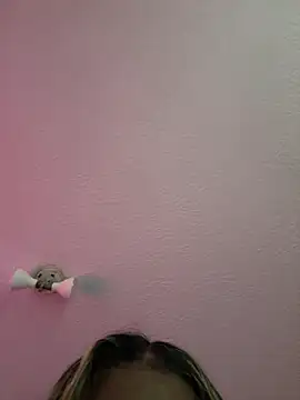 Snapshot of TSROYALE7527 chatting on March 19, 2026, 3:49 pm TSROYALE7527 online show from March 19, 2026, 3:49 pm