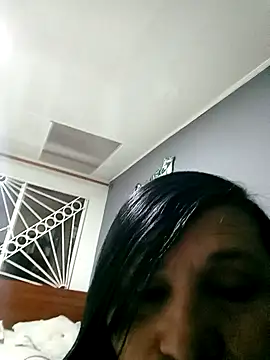 Ladygreeneyes online show from May 10, 2026, 1:11 am