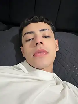 SebastianReed  online show from April 8, 2026, 6:13 am