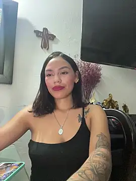 Snapshot of daniela-sexy chatting on May 27, 2026, 11:24 pm daniela-sexy online show from May 27, 2026, 11:24 pm