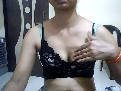 Snapshot of Sonam1186 chatting on April 24, 2026, 7:49 pm Sonam1186 online show from April 24, 2026, 7:49 pm