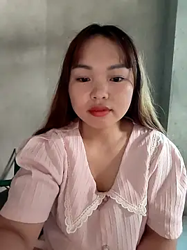 Snapshot of Mina_xYx chatting on May 7, 2026, 1:44 am Mina xYx online show from May 7, 2026, 1:44 am