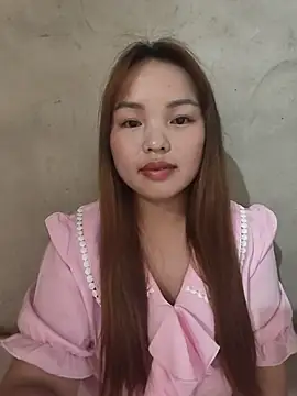 Snapshot of Mina_xYx chatting on May 25, 2026, 4:24 pm Mina xYx online show from May 25, 2026, 4:24 pm