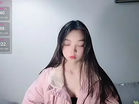 oblakitty  online show from March 16, 2026, 11:09 pm