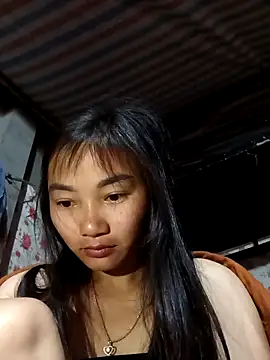 emmasexy2k online show from May 2, 2026, 1:21 am
