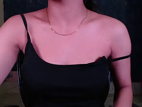 Naughty Nisha19 online show from April 23, 2026, 1:57 pm
