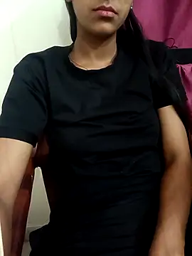 aushi rajput online show from April 21, 2026, 3:50 pm