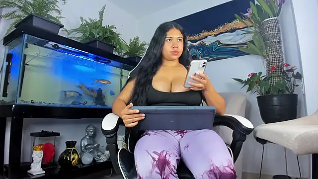 Snapshot of lia_lovelly01 chatting on June 13, 2026, 3:15 am lia lovelly01 online show from June 13, 2026, 3:15 am