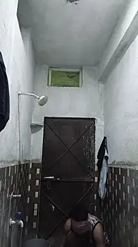 xyz 2giT online show from March 21, 2026, 10:53 am