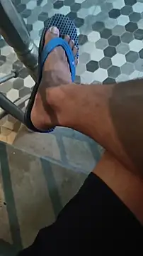 xyz 2giT online show from March 22, 2026, 1:14 pm