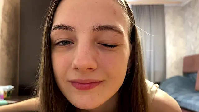 TatumLage online show from March 29, 2026, 6:02 am