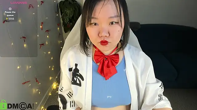 Tokyodreamss online show from April 24, 2026, 9:12 am