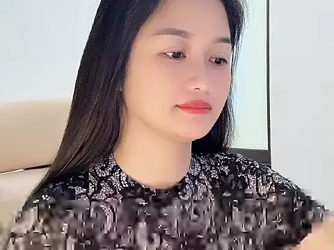 Snapshot of AmyLinee_1 chatting on June 3, 2026, 1:52 am AmyLinee 1 online show from June 3, 2026, 1:52 am