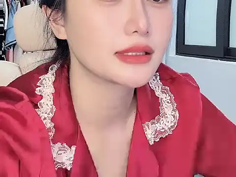Snapshot of AmyLinee_1 chatting on June 21, 2026, 4:59 am AmyLinee 1 online show from June 21, 2026, 4:59 am
