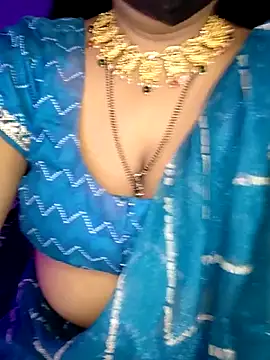 Snapshot of Miss_roohi chatting on May 21, 2026, 5:36 am Miss roohi online show from May 21, 2026, 5:36 am