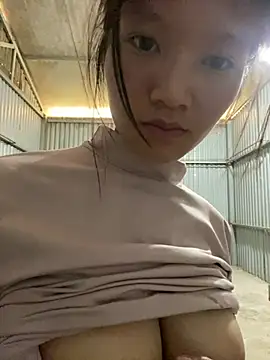 Snapshot of Mi-nhon chatting on March 19, 2026, 1:53 am Mi-nhon online show from March 19, 2026, 1:53 am