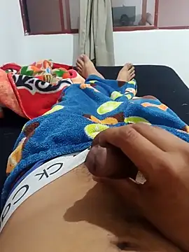 cantilloxxx online show from April 21, 2026, 11:16 am