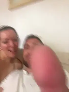 fucklyweds online show from July 4, 2026, 11:00 pm