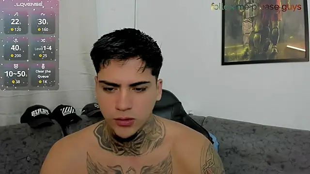 sweetlatinoboy online show from July 18, 2026, 9:46 am