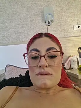 Scarlet Evanss  online show from July 1, 2026, 8:08 pm