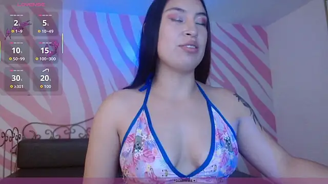Snapshot of Scarlet_queen4 chatting on May 9, 2026, 1:05 pm Scarlet queen4 online show from May 9, 2026, 1:05 pm