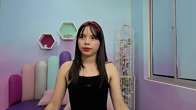 Snapshot of Isaa_Skinny chatting on May 26, 2026, 3:35 am Isaa Skinny online show from May 26, 2026, 3:35 am