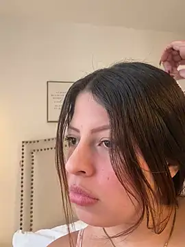 shy-vibes online show from April 14, 2026, 7:53 pm