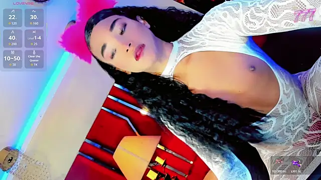 Paola Delfino online show from April 4, 2026, 11:51 am