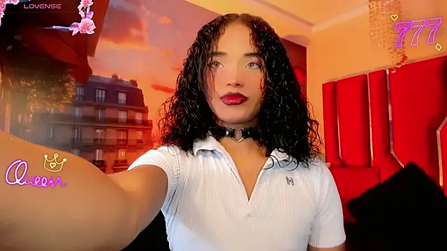 Snapshot of Paola_Delfino chatting on June 15, 2026, 10:39 am Paola Delfino online show from June 15, 2026, 10:39 am