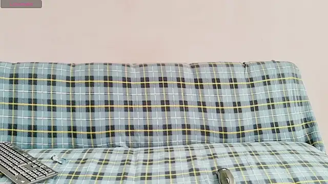 Snapshot of Zara_Fire chatting on August 6, 2026, 9:39 pm Zara Fire online show from August 6, 2026, 9:39 pm