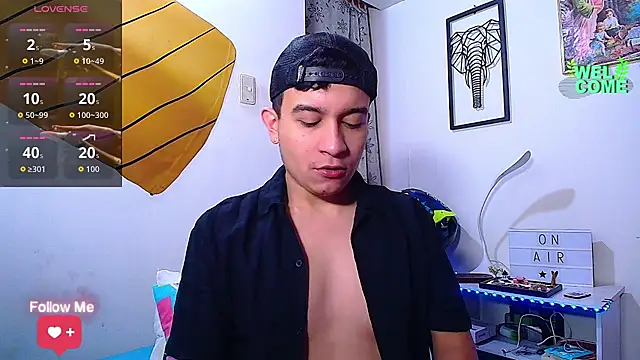 Max Parkerr online show from April 5, 2026, 3:53 pm