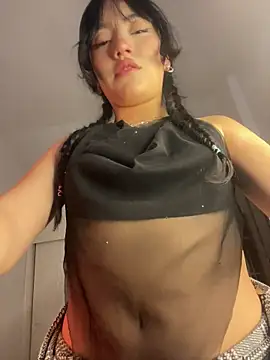MayyBonita online show from May 19, 2026, 4:46 pm