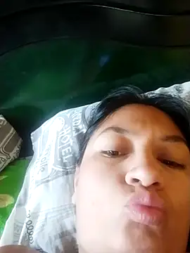 Snapshot of LatinSquirtBaby chatting on June 7, 2026, 7:28 pm LatinSquirtBaby online show from June 7, 2026, 7:28 pm
