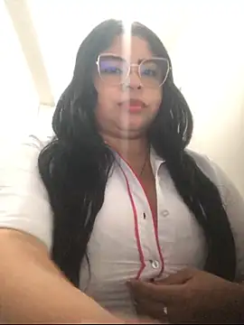 Ninisquirt online show from March 18, 2026, 5:38 pm