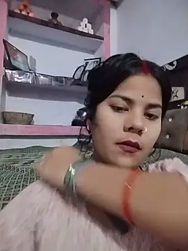Pallavi cute online show from May 28, 2026, 5:21 pm