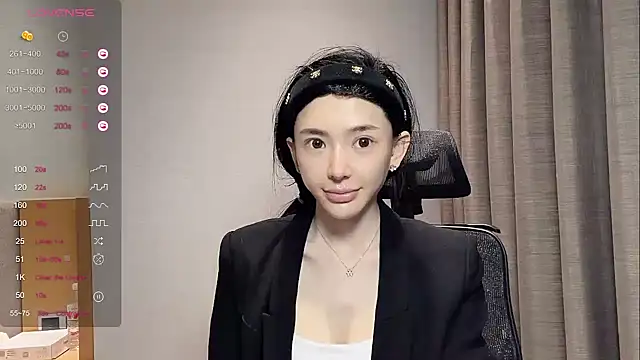 Snapshot of kiki-12 chatting on April 10, 2026, 11:42 pm kiki-12 online show from April 10, 2026, 11:42 pm