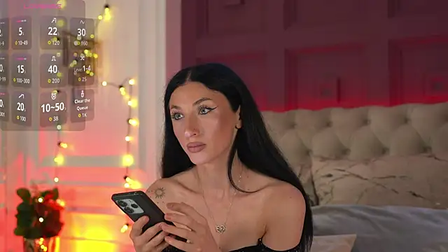 EllieJules online show from July 12, 2026, 4:03 am